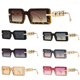 Lunettes de soleil Modern Square Retro Beach Travel Streetwear Luxury Y2K Eyeglass UV400 Shadient Shades For Women Men