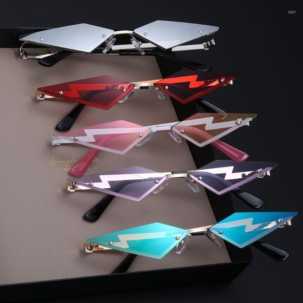 Lunettes de soleil étroites sans monture lunettes de soleil Streetwear UV400 dames lunettes forme de diamant véritable lentille de Film mode femmes hommes lunettes de soleil de voyage