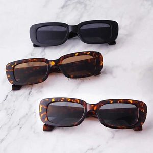 Lunettes de soleil Nouvelles arrivages de lunettes de soleil Rectangle Femmes Vintage Brand Designer Square Luxury Sun Glasses Niches Femme Lunettes de soleil 240416