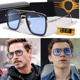 Lunettes de soleil Nouveau Dita Flight 006 Tony Stark Iron Style classique unisexe lunettes de soleil hommes carré luxe Design rétro hommes femmes lunettes en métal lunettes avec étui W5i4