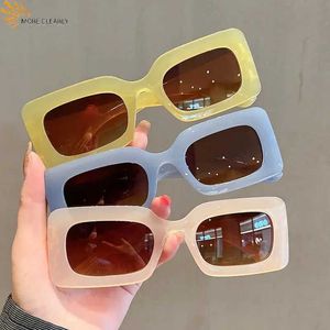 Zonnebrillen Nieuwe retro rechthoekige zonnebril voor dames Merk Retro Cat Eye zonnebril met klein frame voor dames reizen Luxe bril UV400-bril J240322