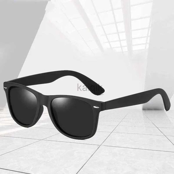 Gafas de sol nuevas gafas de sol tendencia de la moda para hombres y gafas de sol contra la mujer gafas de sol con anti-uv 240416