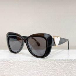 Zonnebrillen Outdoor Shades Mode Klassieke Dame Zonnebril Voor Vrouwen Cat Eye Vormige Grote Frames Luxe Brillen Zomer Outdoor Reizen Designer Zonnebrillen Dames