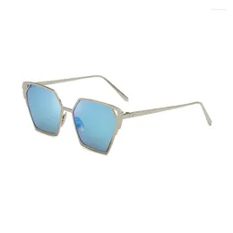 Zonnebrillen Oversized vrouwen Men Metaal vierkante zonnebril Bruin Zwart roze lens Tinten UV400 Damesbril lage prijs