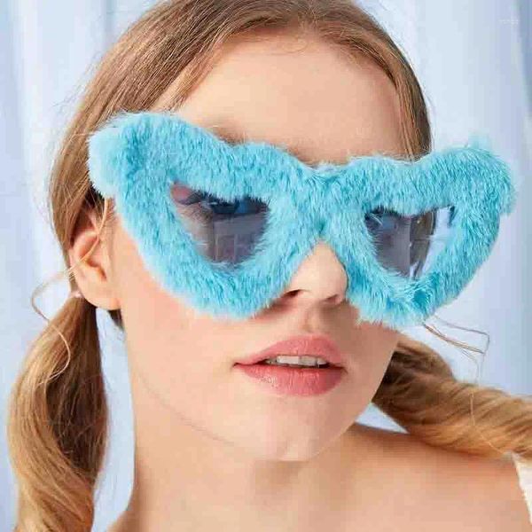 Lunettes de soleil en peluche en forme de cœur de pêche pour femmes, marque de styliste, à la mode, pour l'extérieur, personnalité, UV400