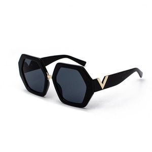 Lunettes de soleil monture polygonale verres noirs monochromes lunettes de soleil rétro pour hommes et femmes hexagone Sell245r