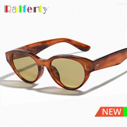 Lunettes de soleil Ralferty Y2K Retro Cat Eye Femmes Designer Brand Small Frame Anti-Glare UV Shades for Female 2024 lunettes