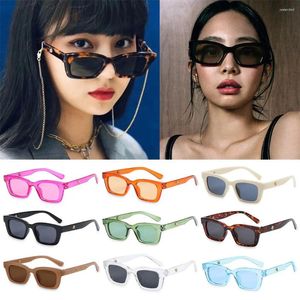 Zonnebrillen rechthoek voor vrouwen retro -rijglazen 90s vintage mode smal vierkante frame UV400 bescherming door de bescherming van bril
