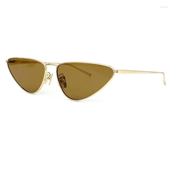 Lunettes de soleil rétro œil de chat femme haut de gamme mode plage miroir extérieur voyage camping été