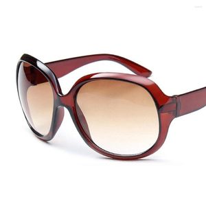 Lunettes de soleil rétro classique femmes forme ovale Feminino mode lunettes de soleil marque Designer prix filles