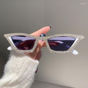 Zonnebril Retro Disco Vol Strass Cat Eye Vintage Driehoek Frame Mode Persoonlijkheid Party Zonnescherm Eyewear