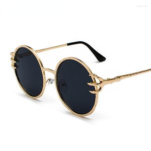 Zonnebril Retro Skull Claw Ronde Voor Vrouwen Fishion 2023 Trending Product Gothic Zonnebril Goud Metalen Frame Shades Pr