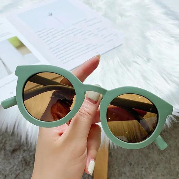 Gafas de sol Retro Vintage Redondas Mujeres Moda Tendencia Jelly Candy Color Shades UV400 Classic Hombres Gris Té Gafas de sol