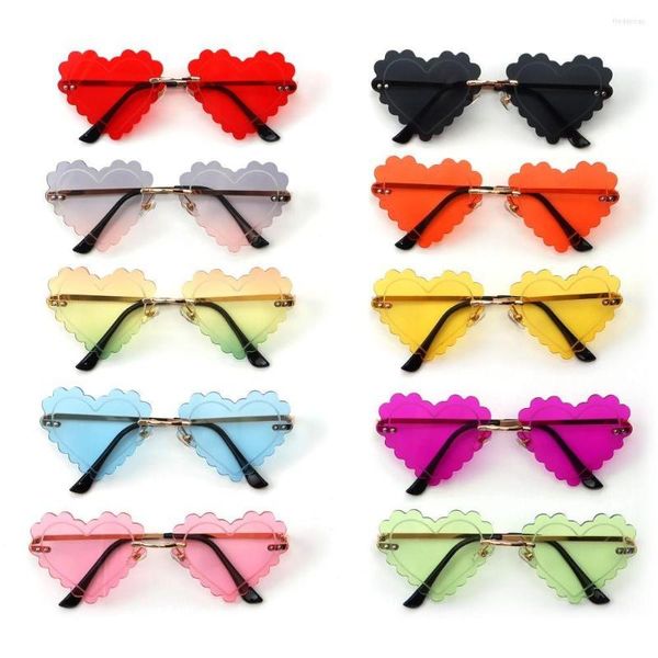 Lunettes de soleil sans monture en forme de coeur pour les femmes à la mode cadre en métal lunettes de soleil Vintage Shades UV400 Halloween Rave Party