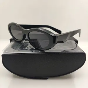 Gafas de sol Venta 2023 Pequeño Oval Negro Acetato Mujeres Moda Marca Diseñador Hombres Sombras femeninas para gafas de sol