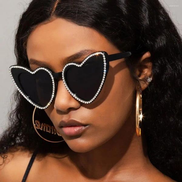 Gafas de sol Sexy Diamond Heart Vintage Vasas brillantes de sol contro Uv400 Caderas de Halloween Fiesta de fiesta