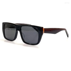 Gafas de sol Tonos Moda clásica Diseño de marca al aire libre Conducción de alta calidad Viajes Casual Todo-fósforo Gafas UV400