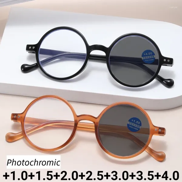 Lunettes de soleil Small Frame Round Lunes Pochromiques Vintage Anti-Blue Far Sight Finise Eyeglass Men Femmes Discoloration extérieure Discoloration Eyewear