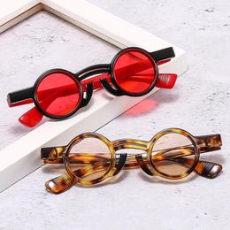 Lunettes de soleil SOEI Rétro Petit Rond Punk Femmes Mode Double Couleur Hommes Tendance Hip Hop Lunettes de Soleil Nuances UV400