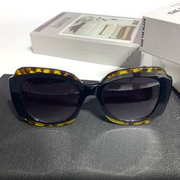 Zonnebrillen Spr16ys dames coole persoonlijkheidsontwerper twee toon vierkant frame mode luxe zonnebril voor vrouwen rijden vakantie UV400 met doos