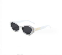 Lunettes de soleil Élégant carré pour hommes pour femmes pour femmes petits trames livraison otrpw