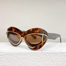 Zonnebrillen Stijlvol unieke kattenoogacetaat UV400 Duurzame lens buiten mode handgemaakte ontwerper zwarte tortoise bril bril 40119i