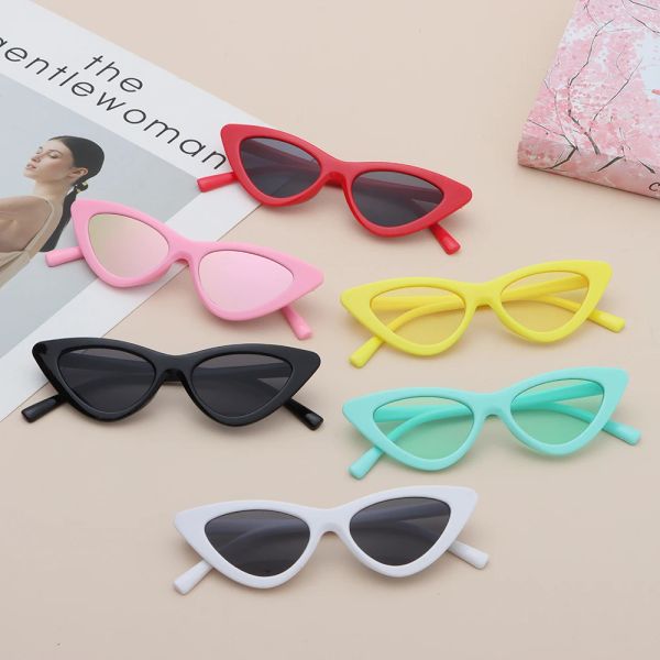 Lunettes de soleil Summer Boy Girl Triangle Cat Eye Lunettes de soleil UV400 Protection Kids Ultraviolet Arecing Baby Accessories Personnalité tendance 39 ans