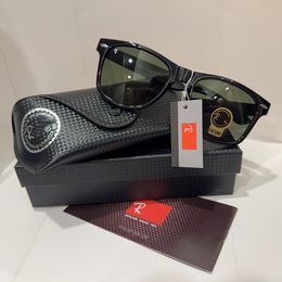 Gafas de sol Gafas de sol clásicas con protección ocular de temperamento con caja por defecto Mismo estilo para hombres y mujeres