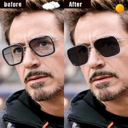 Zonnebril Top Kwaliteit Tony Stark Vierkante Zonnebril Pochromic Gepolariseerde Mannen Bril Steampunk Brillen Rijden Goggles zonnebril heren Z230705