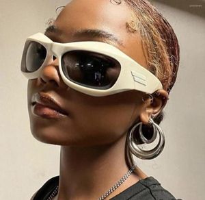 Lunettes de soleil Hip Hop irrégulier pour femmes Brand Stripe Leg Arc Sun Glasses Sun Men Y2k Vintage Gothic Shades Goggles1464050