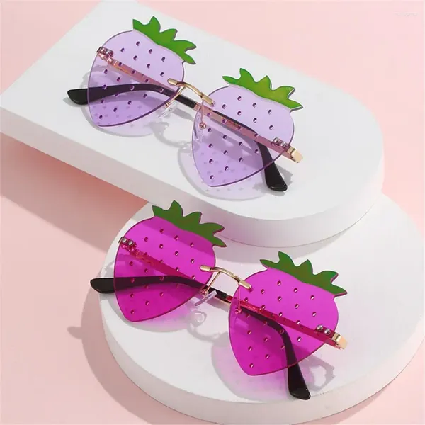 Lunettes de soleil uniques Rave Party Lunettes de soleil Fraise Lunettes Décorations de Noël