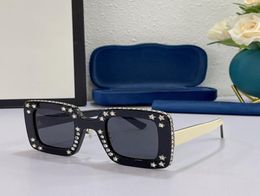 Lunettes de soleil Unisexe Summer 0780 Style Antiultraviolet Retro Plate avec des lunettes de cadre d'étoiles Random Box1700938