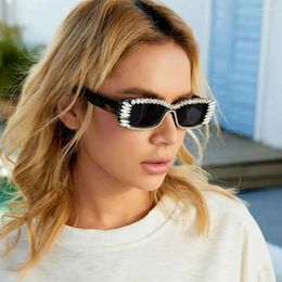 Gafas de sol UV400 Protección Diamante Black estrecho Rectángulo Rectángulo Y2K Difranes para mujeres Hombres