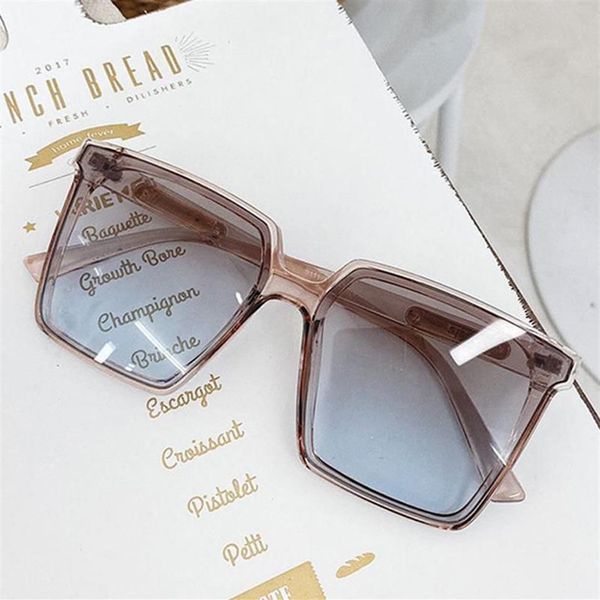 Lunettes de soleil Vintage Big Frame Square femme rétro Brand Design Fashion Black Mirror Gradient Sunent Sun Glasses pour Femalesunglas3192