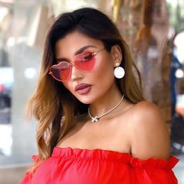 Lunettes de soleil Vintage en forme de coeur rose, monture en métal, verres océan clairs, marque de styliste pour femmes, lunettes d'extérieur UV400