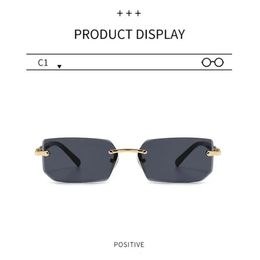 Lunettes de soleil Eyeglasse d'été vintage Goggles Rectangular Fashion Brand Designer Shades Gafas Sol Mujer Eyewear UV400 240423