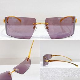 Lunettes de soleil avec monture en métal ultra léger légèrement incurvée Verres sans monture Branches avec triangles gravés PR161S Forme carrée à la mode pour hommes et femmes