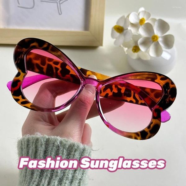 Lunettes de soleil Femmes Design Gradient Party Decorative Sun Shade Grand Cat Oeil Cadre Glasse Hip-Hop UV400