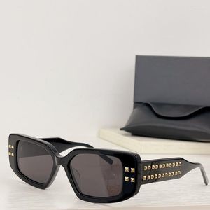 Gafas de sol Mujer Moda Web Celebrity Blogger Estrella Remache Marca Diseño Caja Marco Niñas Gafas VLA-108A