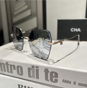 Herenzonnebril Designerzonnebril voor dames Optionele gepolariseerde UV400-beschermingslenzen van topkwaliteit met doos van Chanels-zonnebril