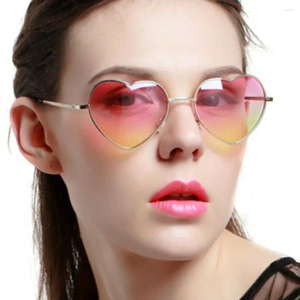 Lunettes de soleil XaYbZc 2024 Vintage Coeur Femmes Marque Designer Bonbons Couleur Dégradé Lunettes de Soleil Lunettes De Plein Air Fête