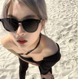 Lunettes de soleil Yuumi Lang Women Man Designer Goods Summer Cat Eye Sun Glasses Oversize Driver Jennie Goggles UV4002618898