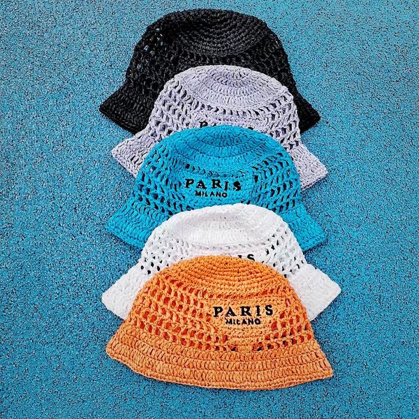 Chapeaux de créateur de chapeau de seau de lumière du soleil pour les femmes chapeau de paille de mode chapeaux de plage de protection contre l'ombre casquette d'été de pêcheur de paille tissée à la main