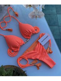 Sunny Beach Special Fabric Couleur solide Femmes sexy Bikini Brésilien Brésilien Bra-up Bra Bikini Set Two Piece Beachwear 240113