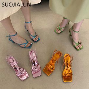 Suojialun Summer Women Sandals Nouvelles sandales Fashion Nerme Band Dames Elegant Robe Gladitor Talon High Heel Square Toe Pompes Chaussures T230208 E4048