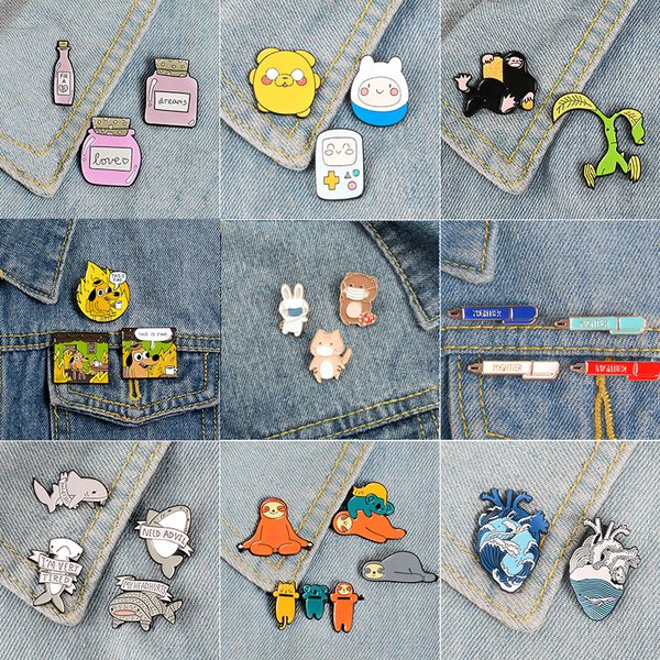 Ensembles de broches en émail Super Bargain ! Cartoon TV Show Koala Sloth Cat Ocean Heart Broches Badges Épinglettes