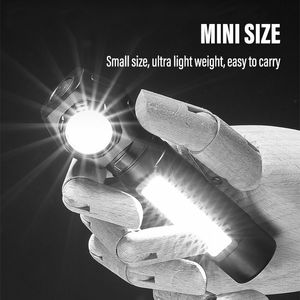 Lampe de poche rechargeable à LED super lumineuse avec des perles de torchage XPE et un aimant de queue à double usage léger étanche