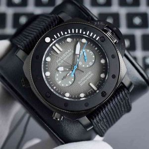 Super Diving Luminal Watch Movement entièrement automatique Mécanique Mens nage en cuir saphir G3FQ