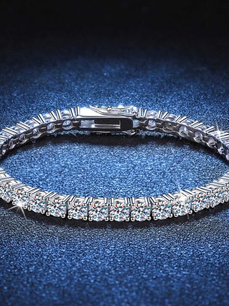 Super Flash Moissanite D Color Sterling Silver Tennis Bracelet Européen et American Esistable Diamond Pen Imitation Diamond Bracelet