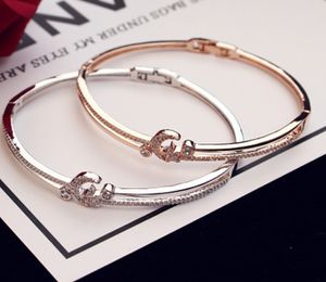 hyper scintillant ! Nouvelle mode ins luxe designer diamant très mignon étoile lune bracelet jonc pour femme yong filles 18cm or rose argent